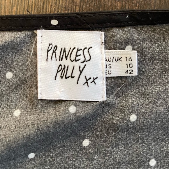 PRINCESS POLLY Black White Polka Dot Tie Front Crop Top Bell Sleeve Size 10 - Picture 6 of 8